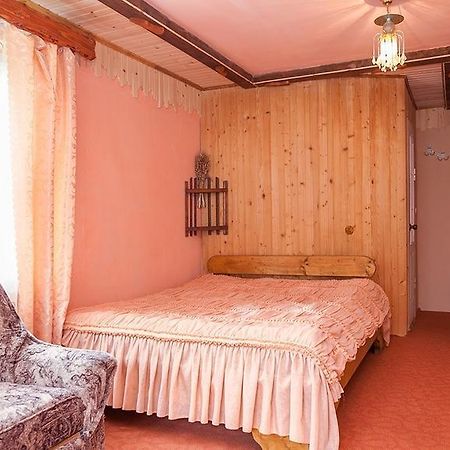 Schedryk Hotel Микуличин Екстериор снимка