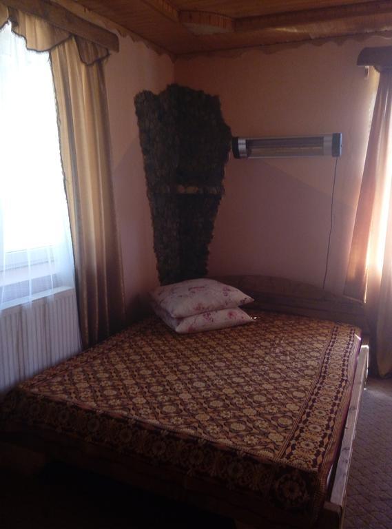Schedryk Hotel Микуличин Екстериор снимка